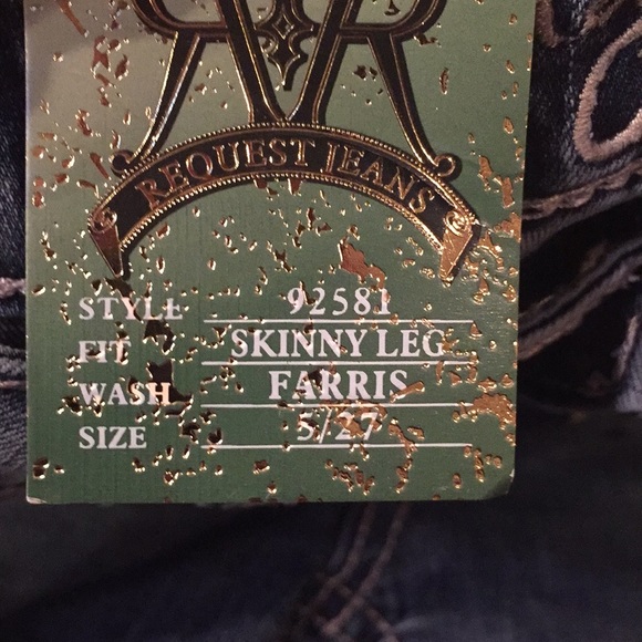 Ladies/Teen Jeans - Picture 6 of 7